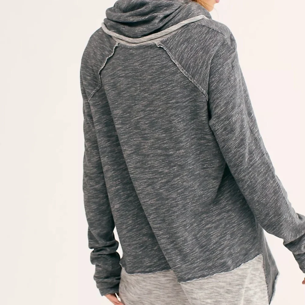 Free People Coccon Cowl Neck Pull over Top size S - Picture 4 of 9